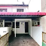 Cozy Home Terrace - 1Km To Water Theme Park Tambun Ipoh