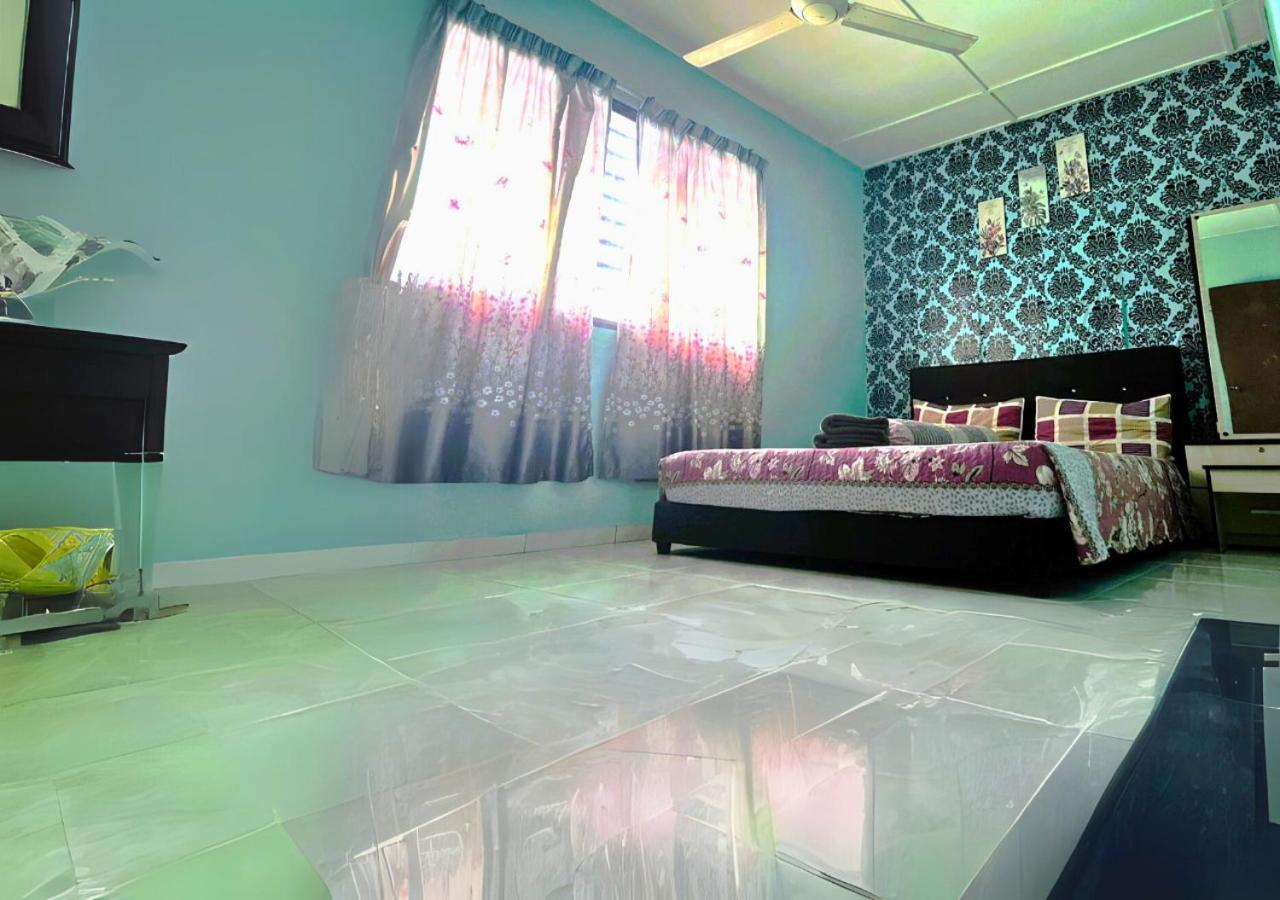 Rumah percutian Cozy Terrace - 1km To Water Theme Park Tambun